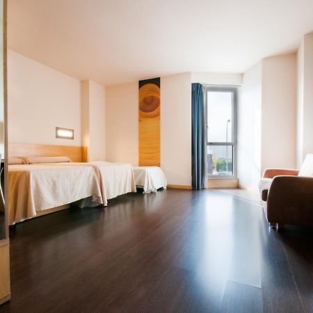 Hotel Gobeo Park Vitoria Habitación foto
