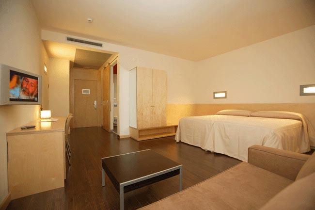 Hotel Gobeo Park Vitoria Exterior foto
