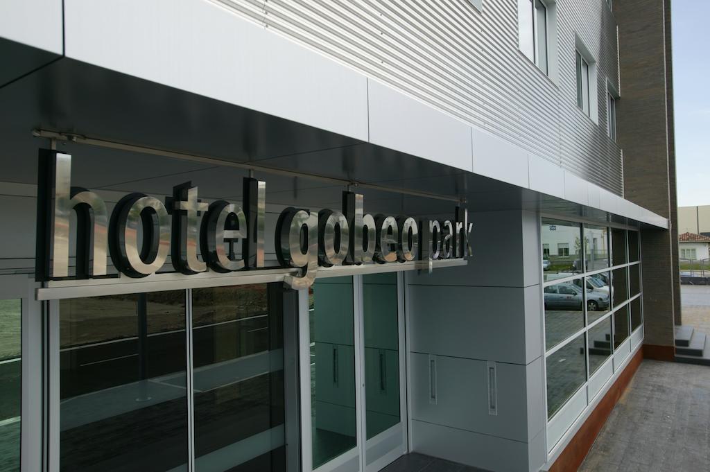 Hotel Gobeo Park Vitoria Exterior foto