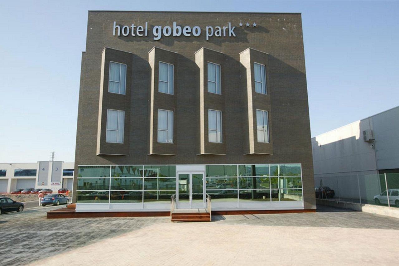 Hotel Gobeo Park Vitoria Exterior foto