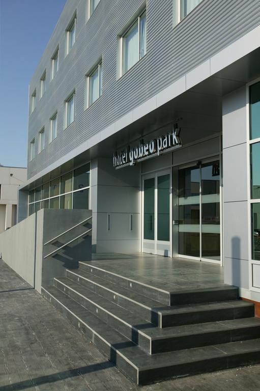 Hotel Gobeo Park Vitoria Exterior foto